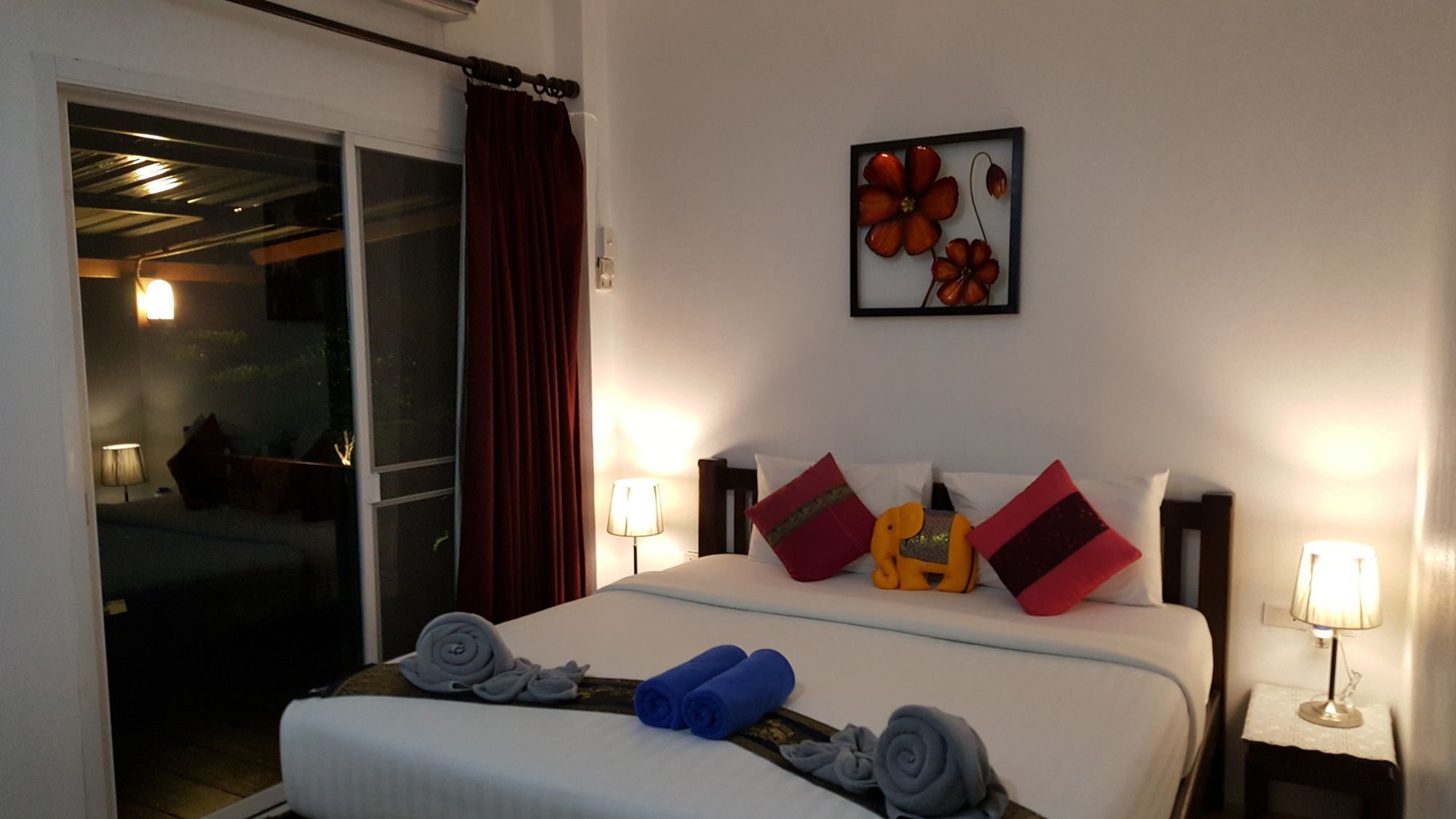 Montania Lifestyle Hotel Пханом Экстерьер фото